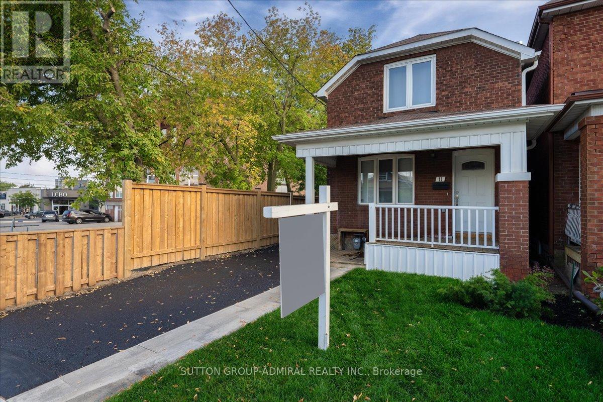 11 Bowie Avenue, Toronto, ON - Outdoor With Deck Patio Veranda