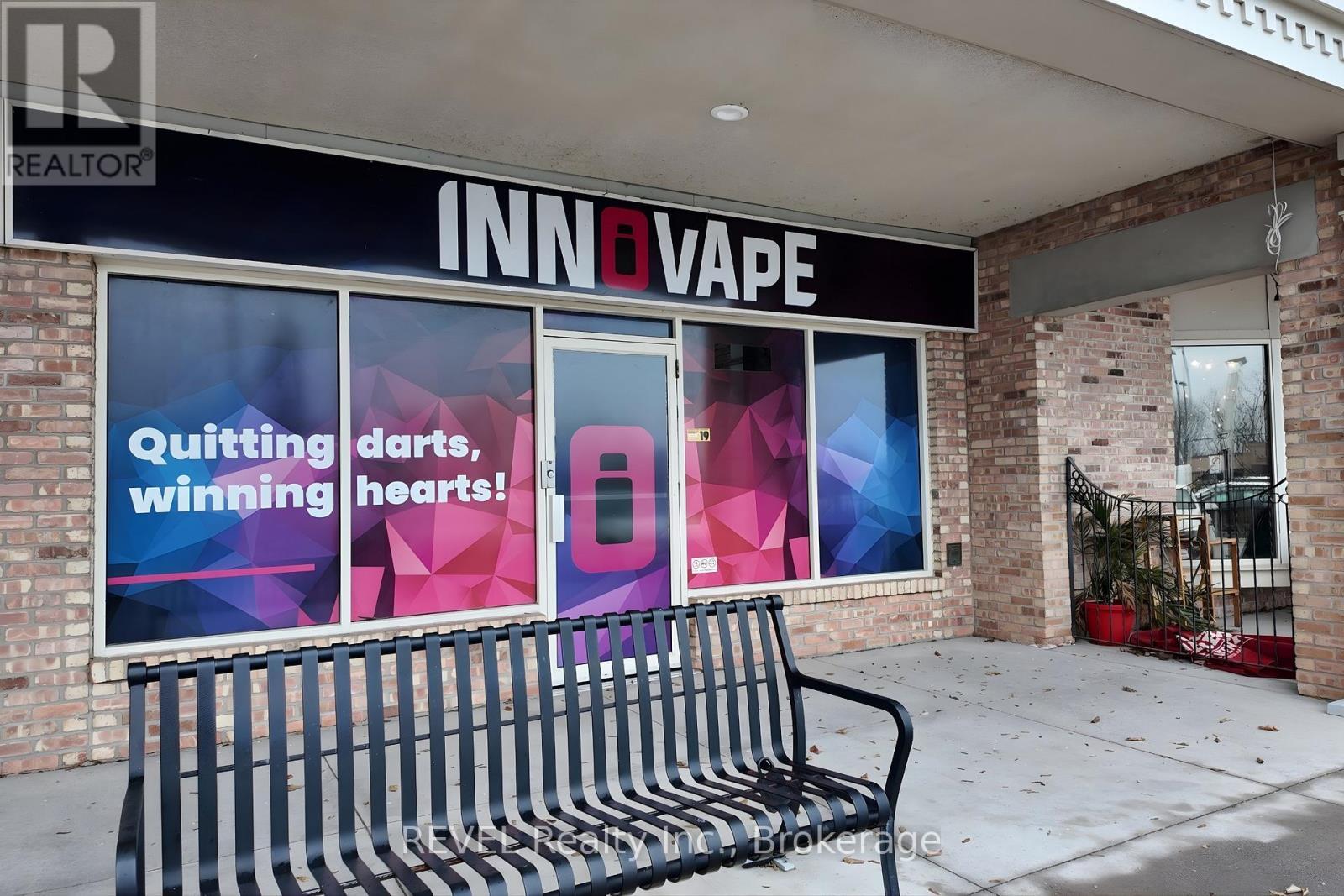 B11 - 211 Martindale Road, St. Catharines (Grapeview), ON