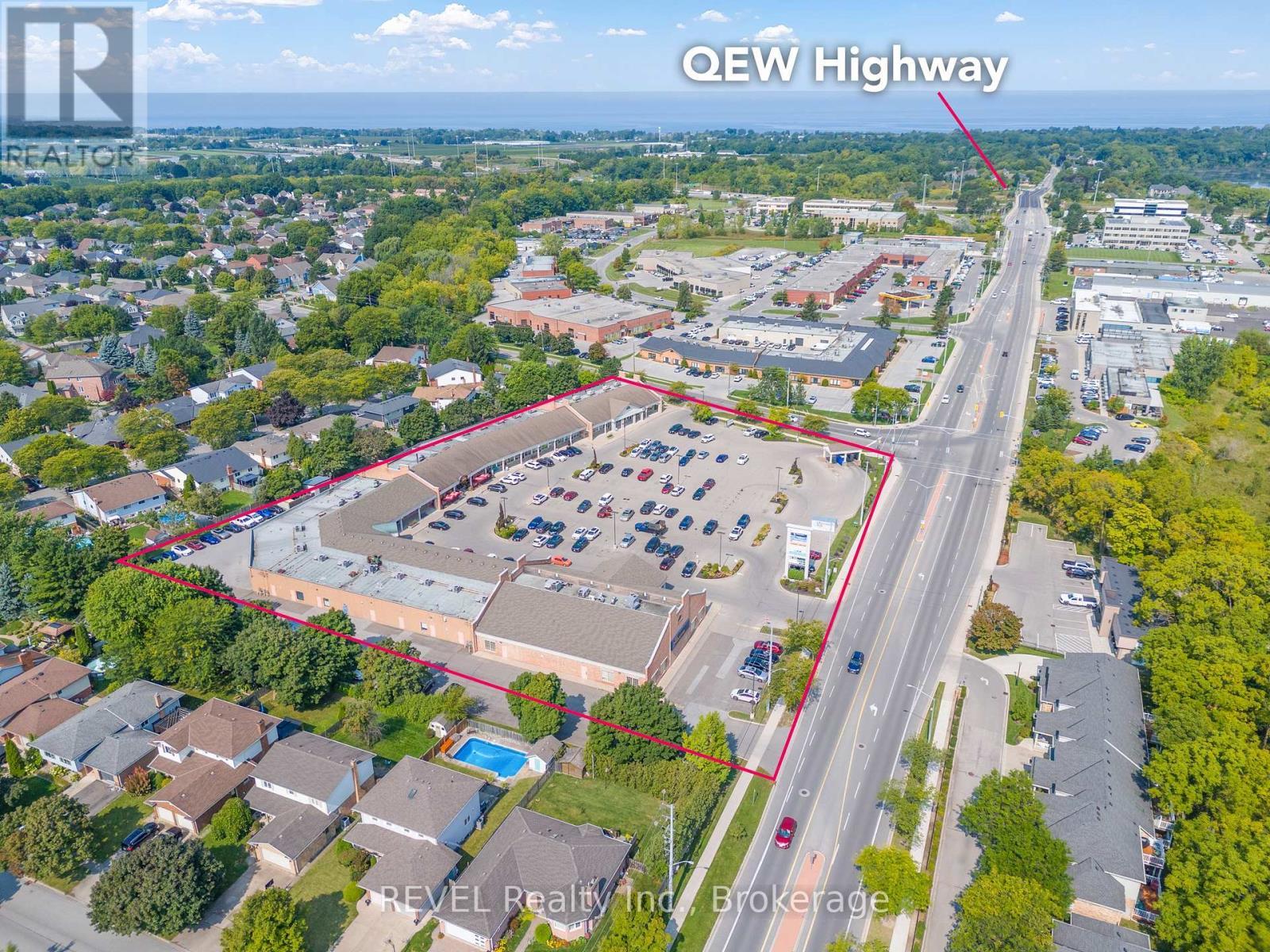 B11 - 211 Martindale Road, St. Catharines (Grapeview), ON