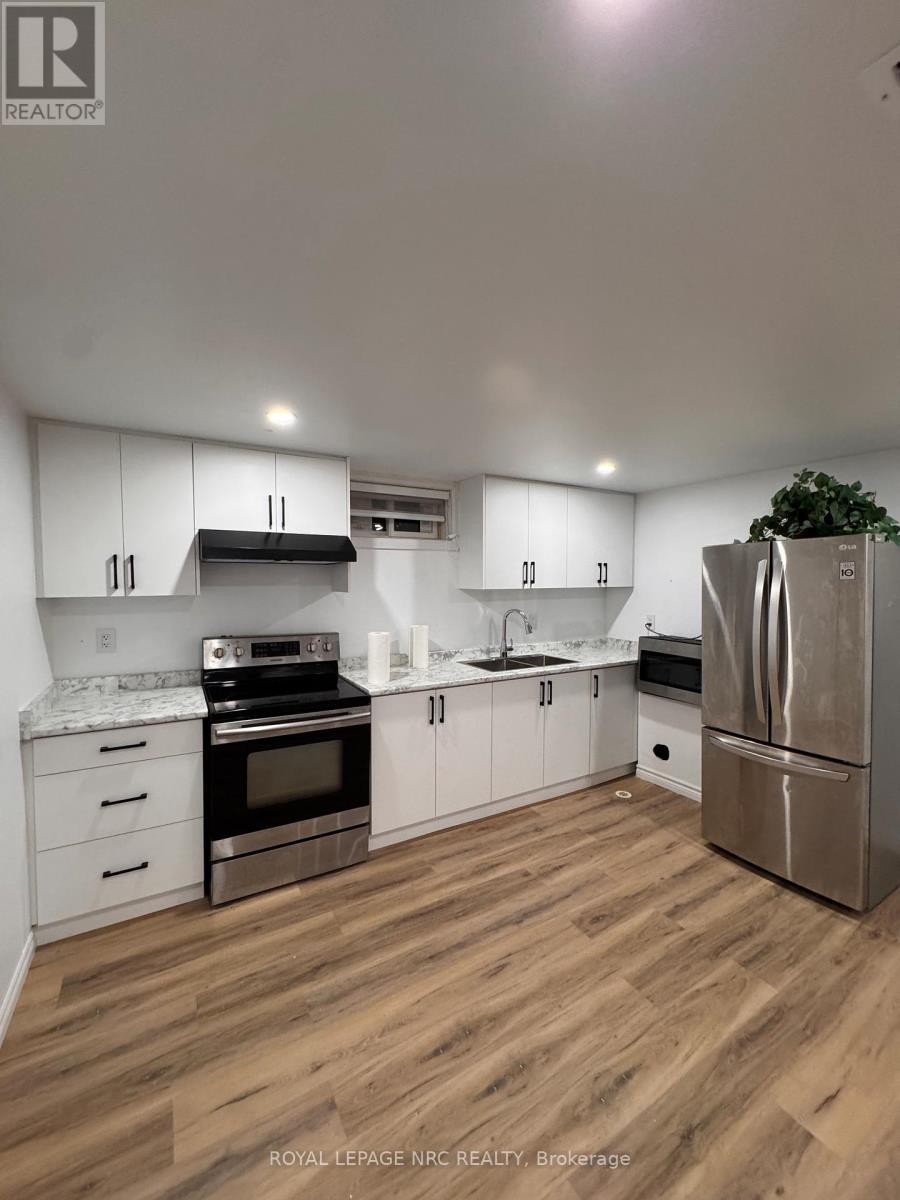 Basement - 959 Mohawk Road E, Hamilton (Huntington), ON - Indoor Photo Showing Kitchen