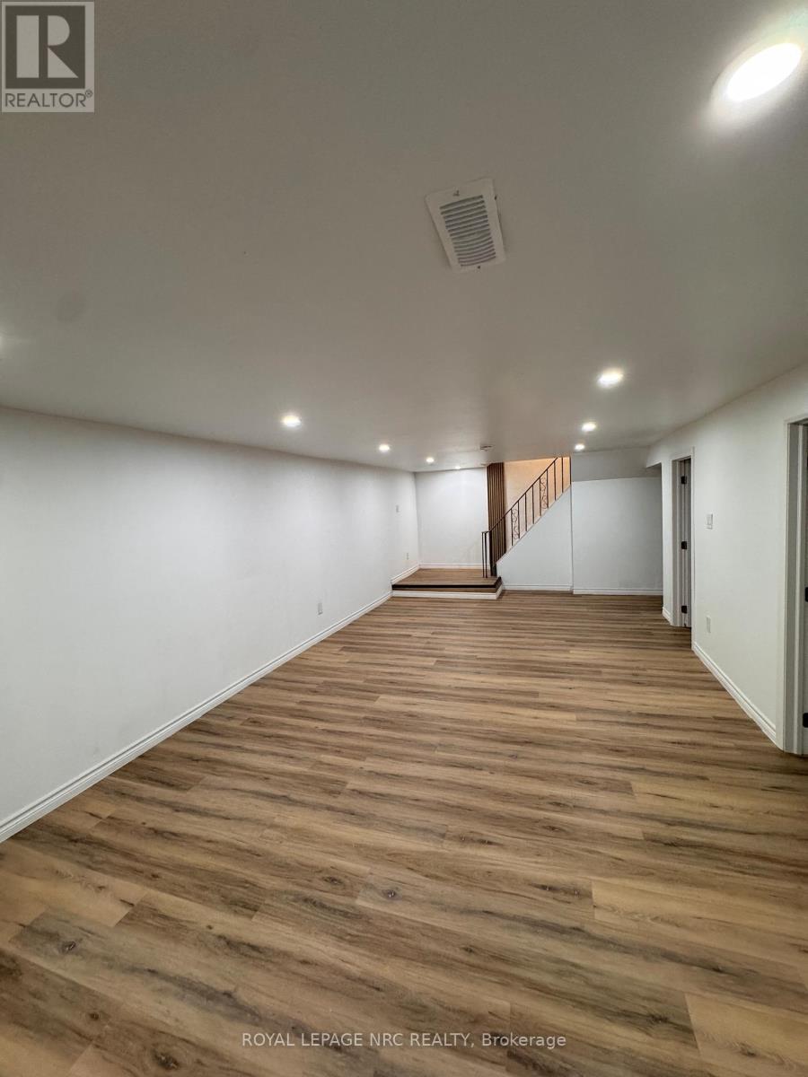 Basement - 959 Mohawk Road E, Hamilton (Huntington), ON - Indoor Photo Showing Other Room