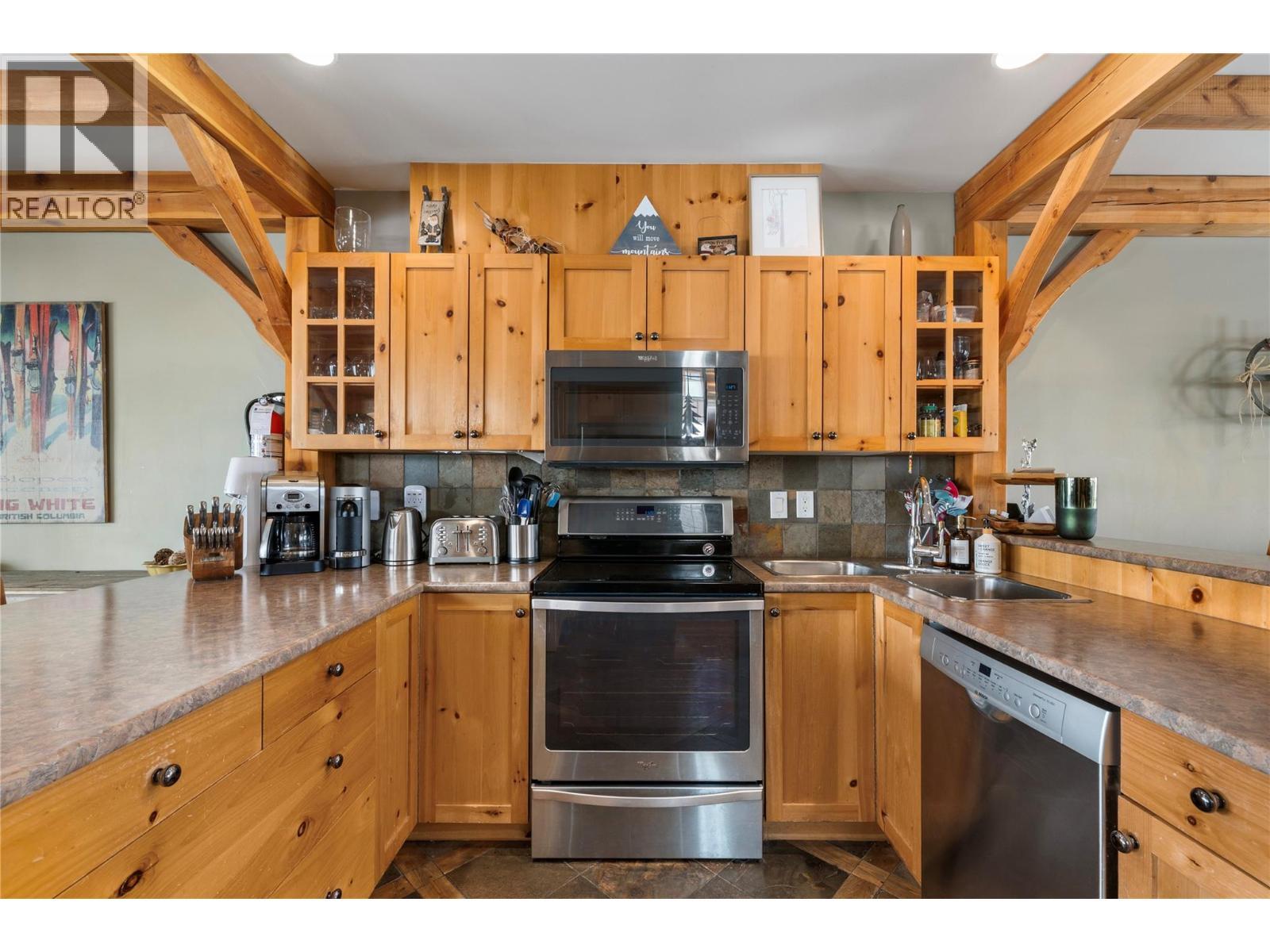 Main Floor - 220 Kettleview Road Unit# 14, Big White, BC - Indoor Photo Showing Kitchen