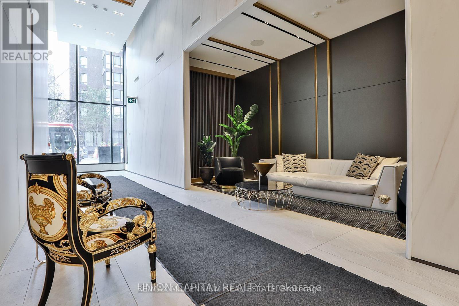 705 - 319 Jarvis Street, Toronto, ON - Indoor Photo Showing Other Room