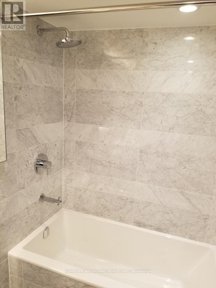 2501 - 17 Bathurst Street, Toronto, ON - Indoor Photo Showing Bathroom