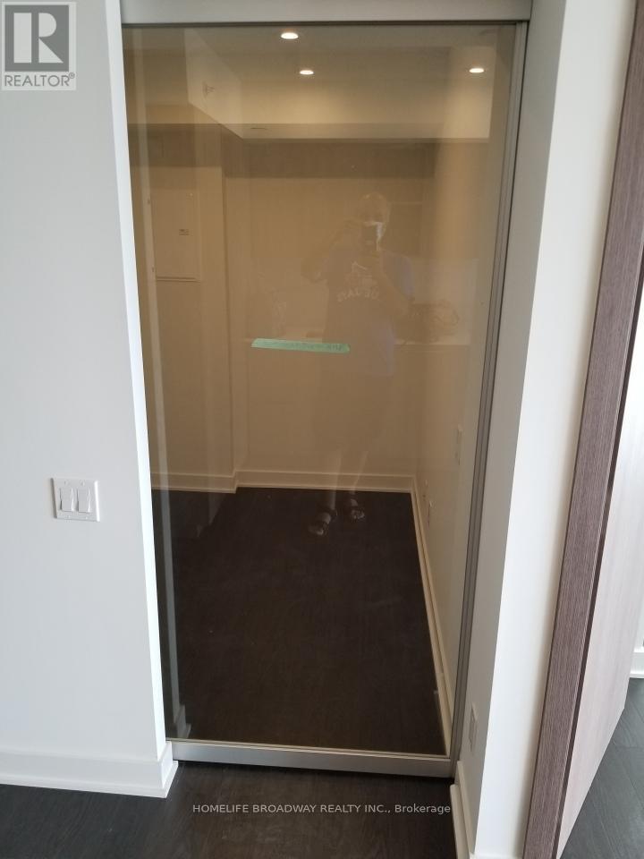 2501 - 17 Bathurst Street, Toronto, ON - Indoor Photo Showing Other Room