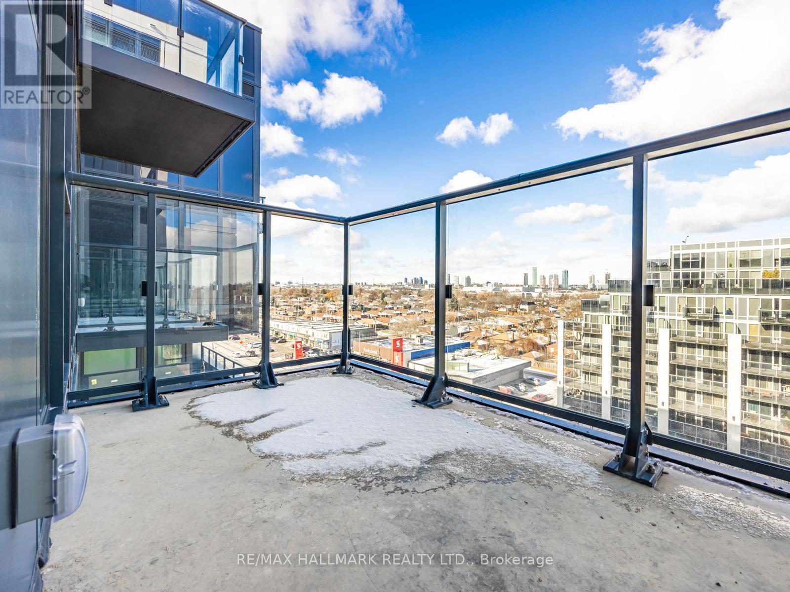 720 - 1037 The Queensway, Toronto, ON - Outdoor