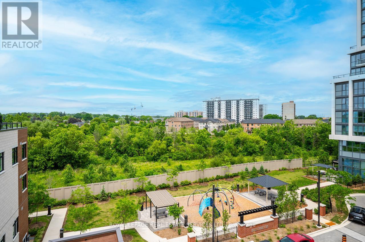 251 - 1075 Douglas Mccurdy Common, Mississauga, ON - Outdoor