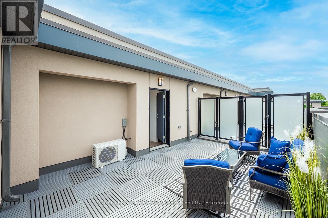 251 - 1075 Douglas Mccurdy Common, Mississauga, ON - Outdoor With Exterior