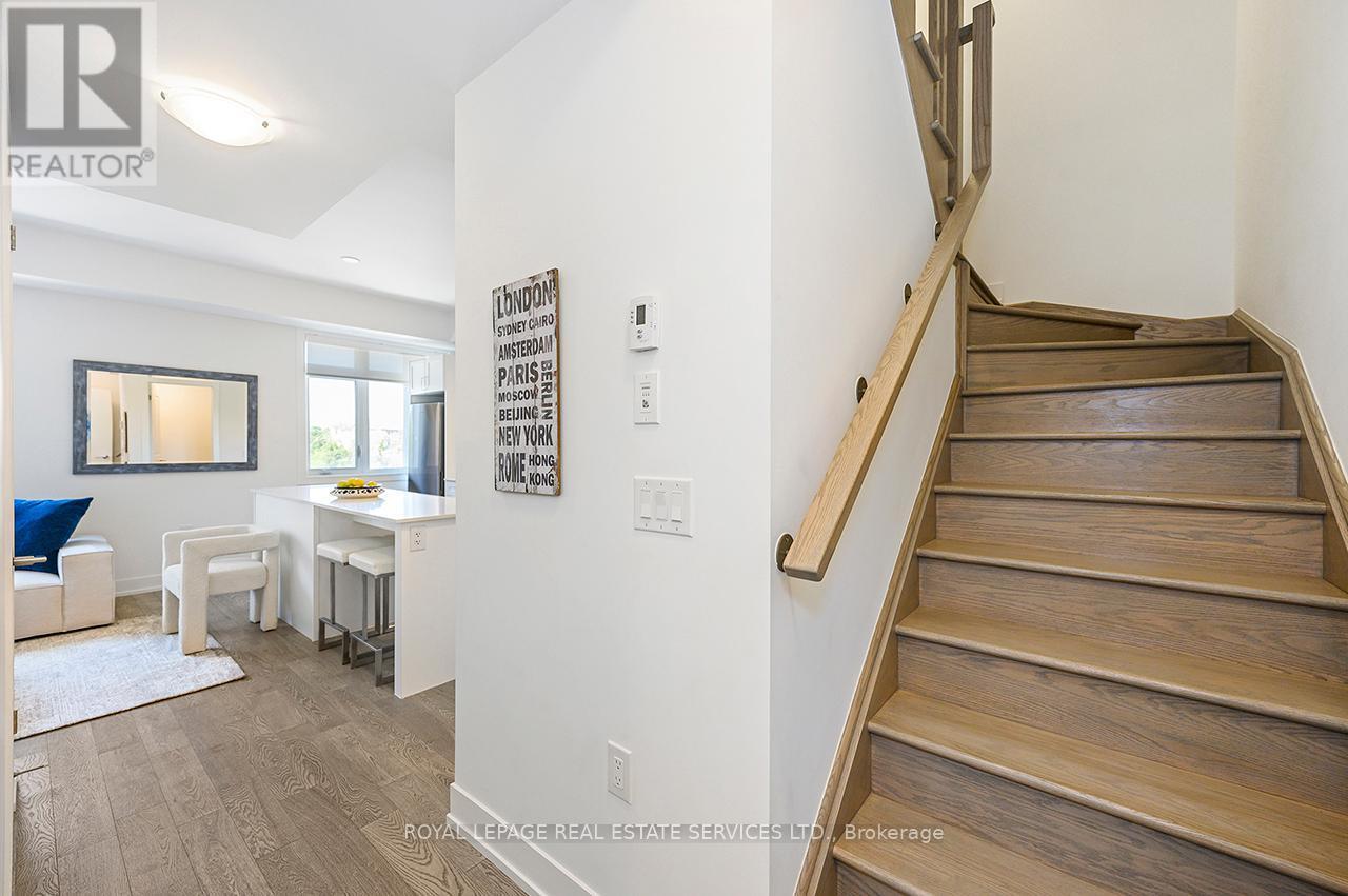 251 - 1075 Douglas Mccurdy Common, Mississauga, ON - Indoor Photo Showing Other Room