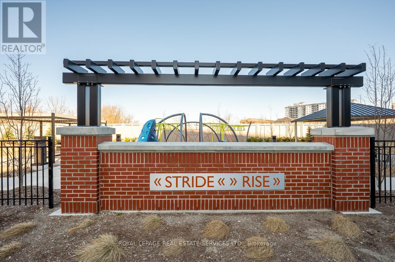 251 - 1075 Douglas Mccurdy Common, Mississauga, ON - Outdoor