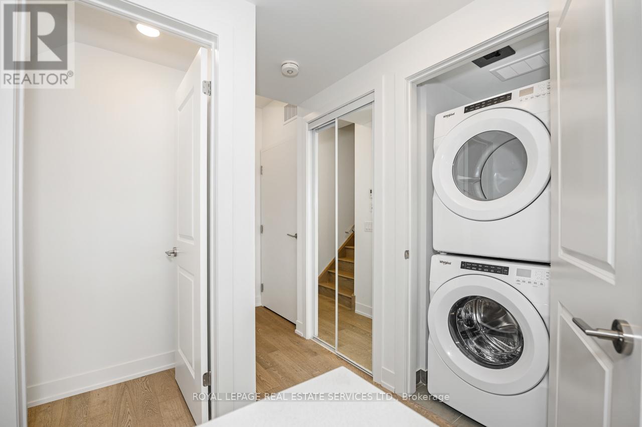 251 - 1075 Douglas Mccurdy Common, Mississauga, ON - Indoor Photo Showing Laundry Room