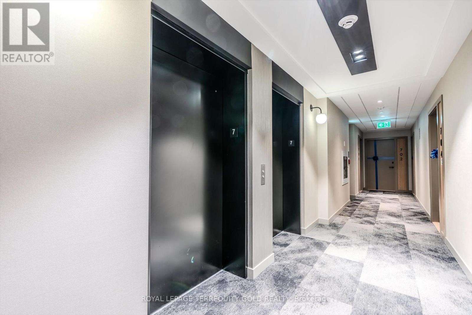 705 - 720 Whitlock Avenue, Milton, ON - Indoor Photo Showing Other Room