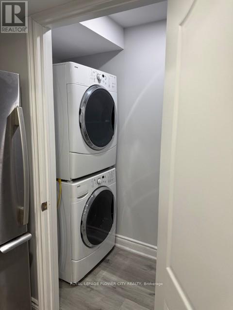 16 Elsinore Street, Brampton, ON - Indoor Photo Showing Laundry Room