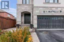 4 Bassett Crescent, Brampton, ON - Outdoor
