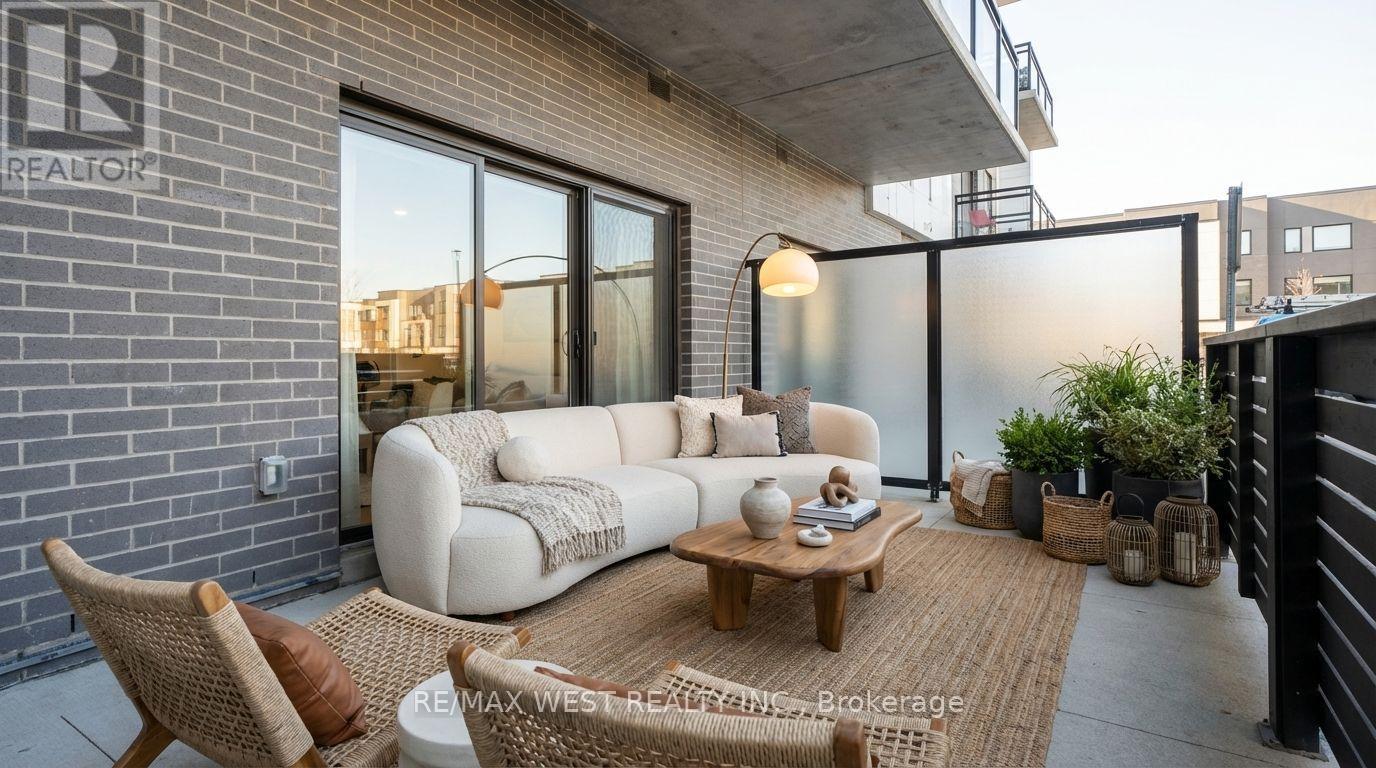 133 - 102 Grovewood Common, Oakville, ON - Outdoor With Exterior