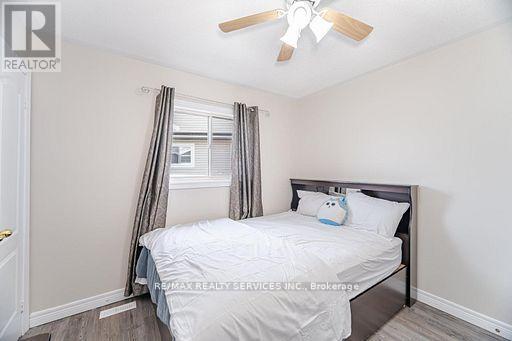 34 Bramoak Crescent, Brampton, ON - Indoor Photo Showing Bedroom