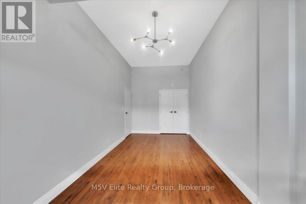 302 - 150 Colborne Street, Brantford, ON - Indoor Photo Showing Other Room