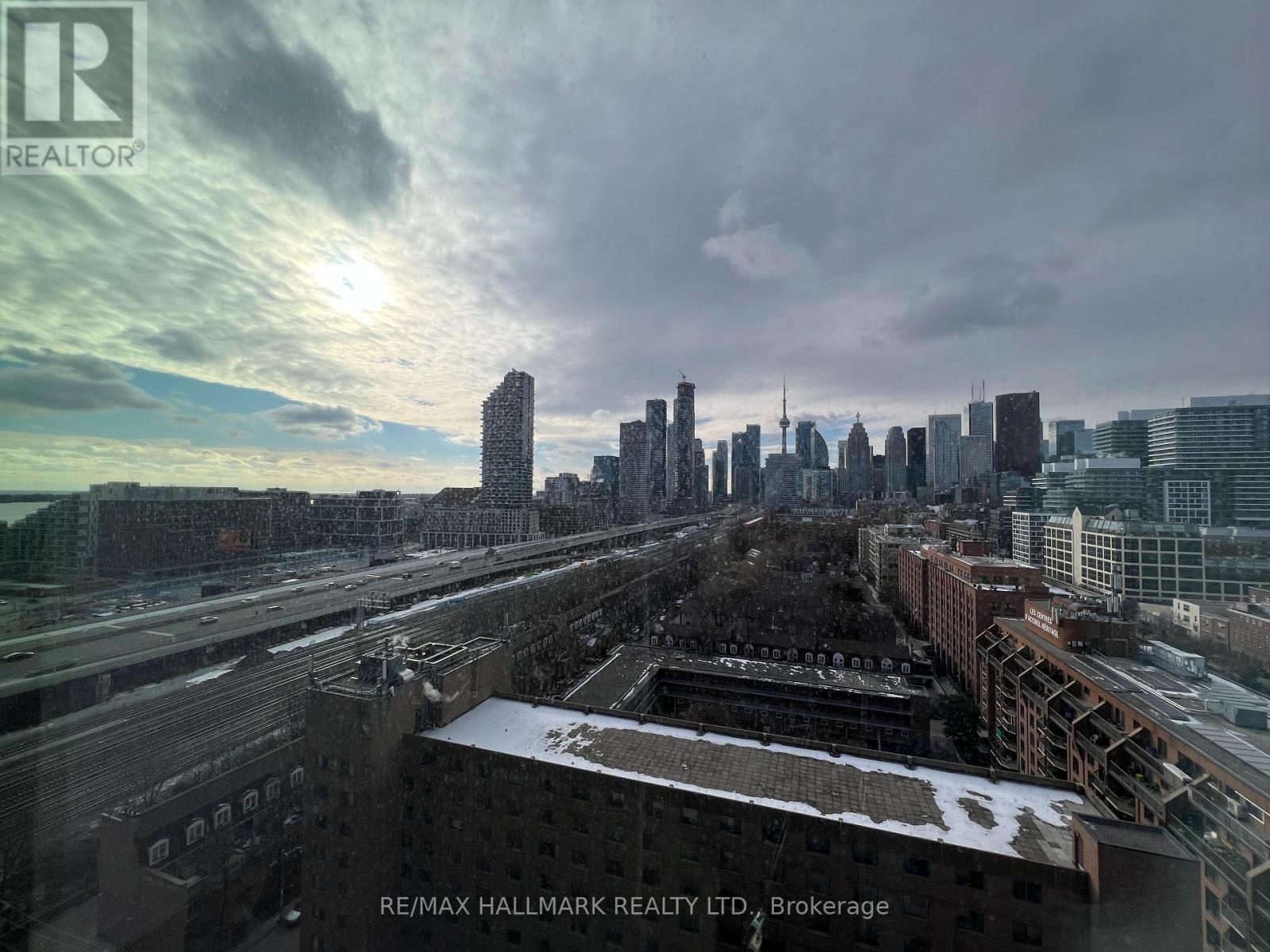 1507 - 35 Parliament Street, Toronto, ON - Outdoor With View