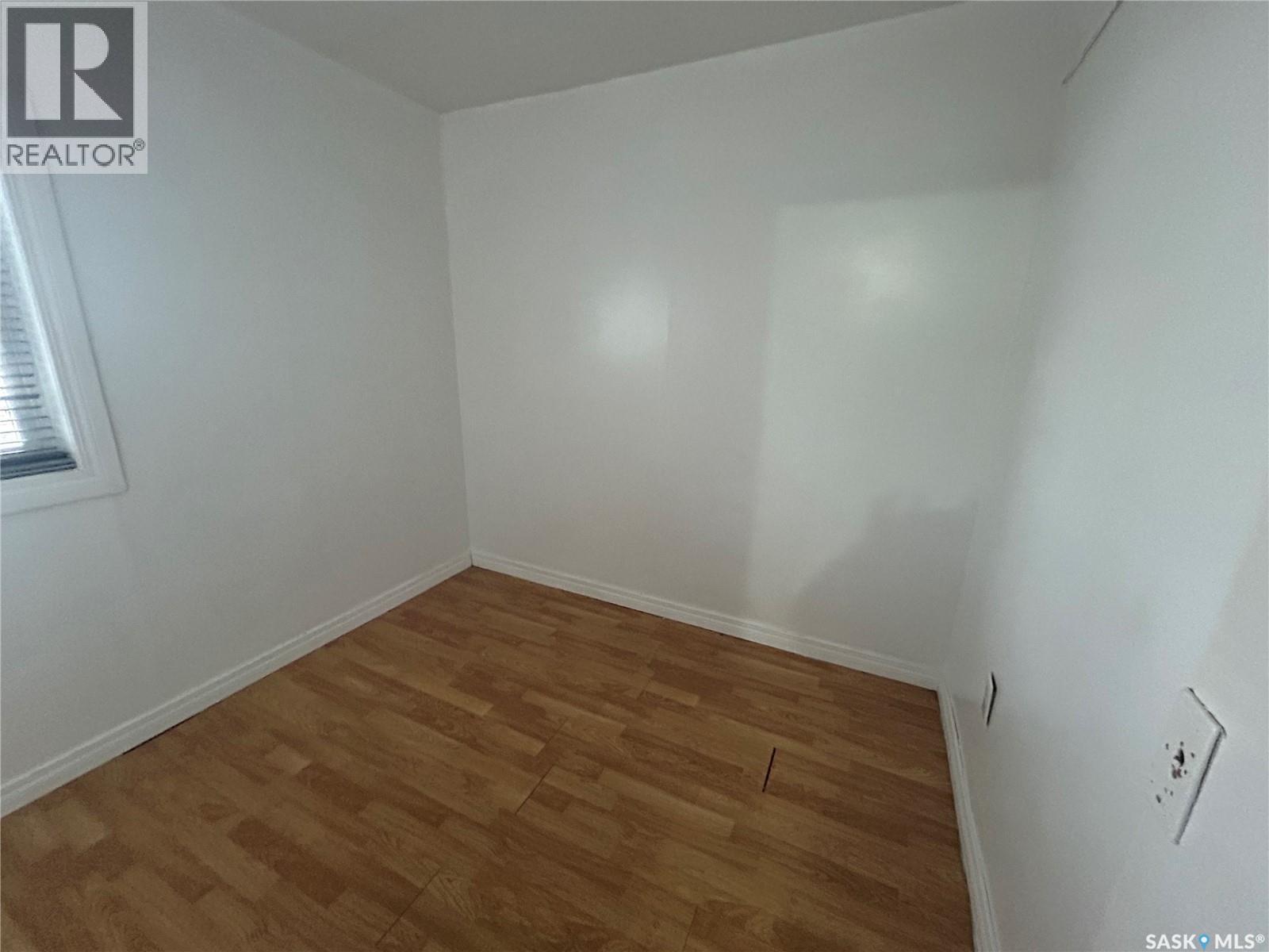 1042 Coteau Street W, Moose Jaw, SK - Indoor Photo Showing Other Room