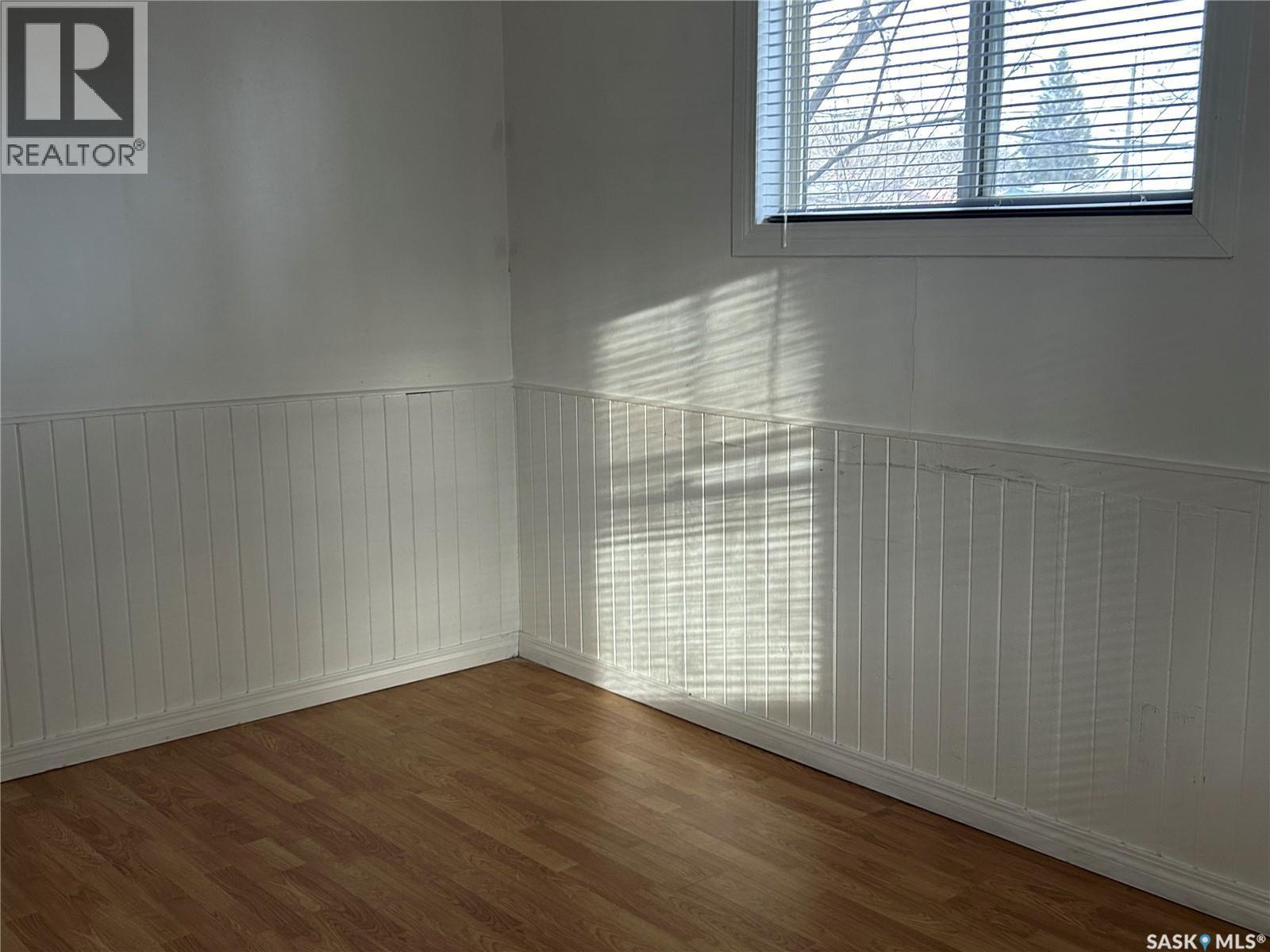 1042 Coteau Street W, Moose Jaw, SK - Indoor Photo Showing Other Room