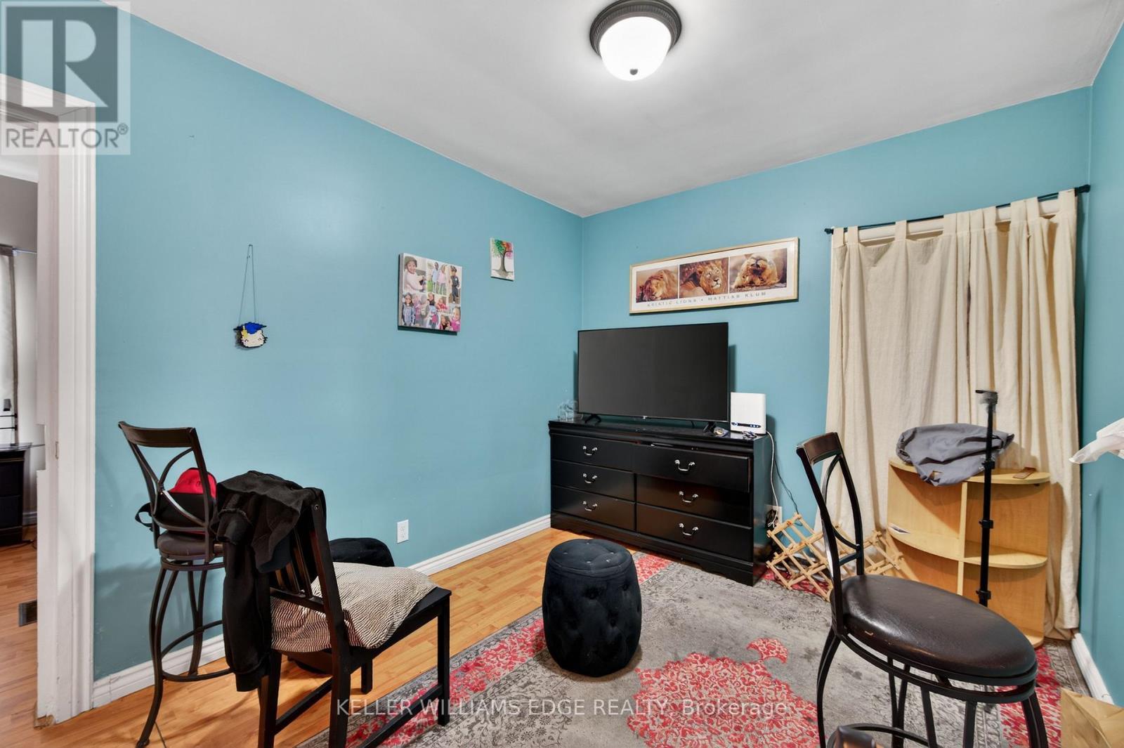 19 Morden Street, Hamilton, ON - Indoor