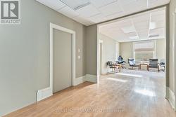 Com space: Block off from rear res unit -