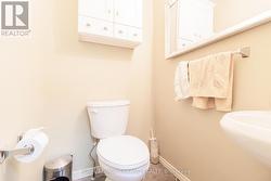 Com space: powder of main hallway -