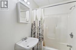 Bathroom of 1 bed apt -