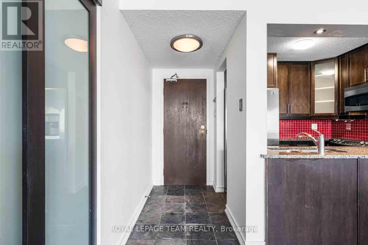 504 - 154 Nelson Street, Ottawa, ON - Indoor