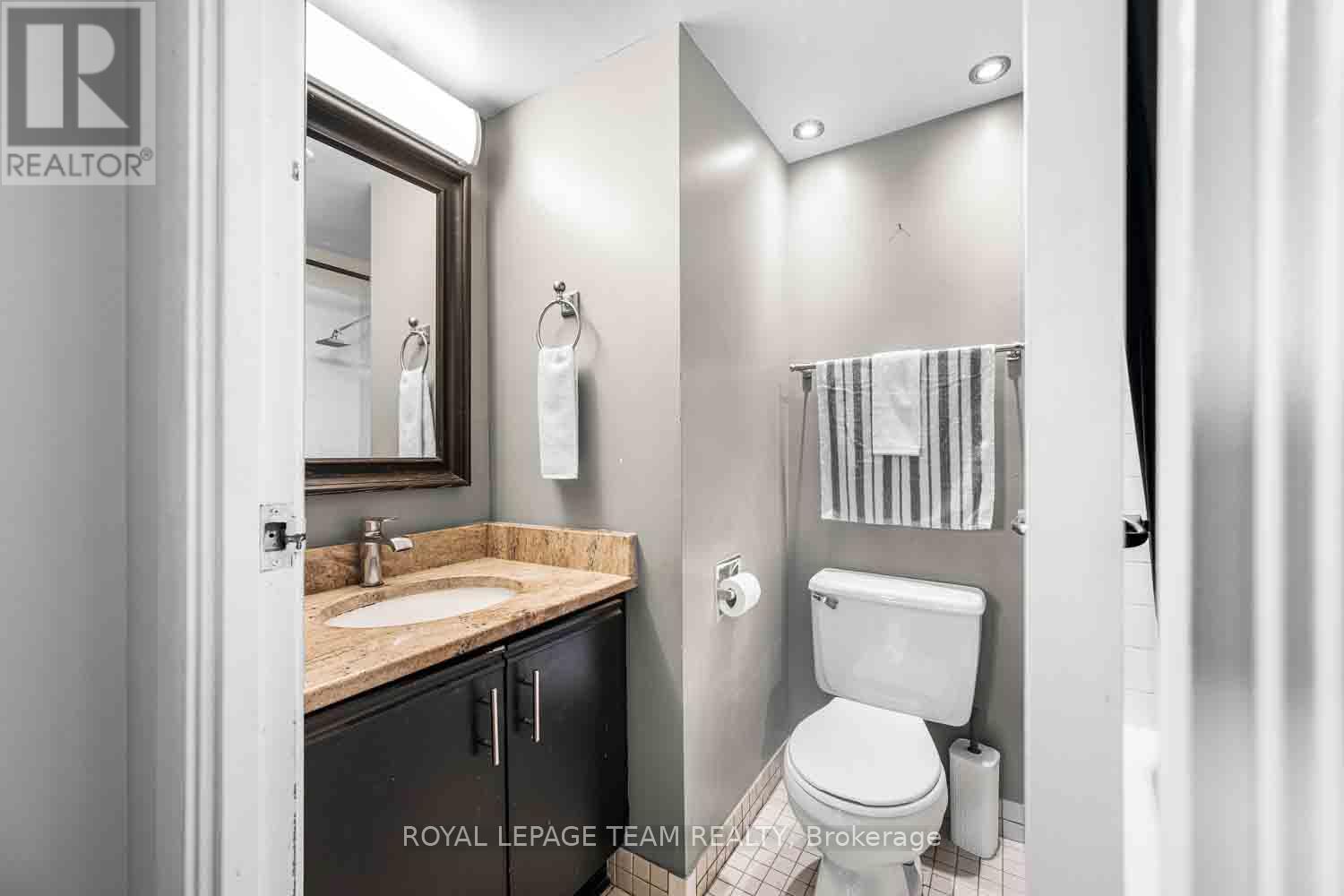 504 - 154 Nelson Street, Ottawa, ON - Indoor Photo Showing Bathroom