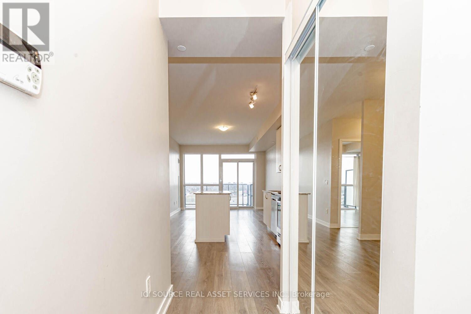 1001 - 4655 Glen Erin Drive, Mississauga, ON - Indoor Photo Showing Other Room