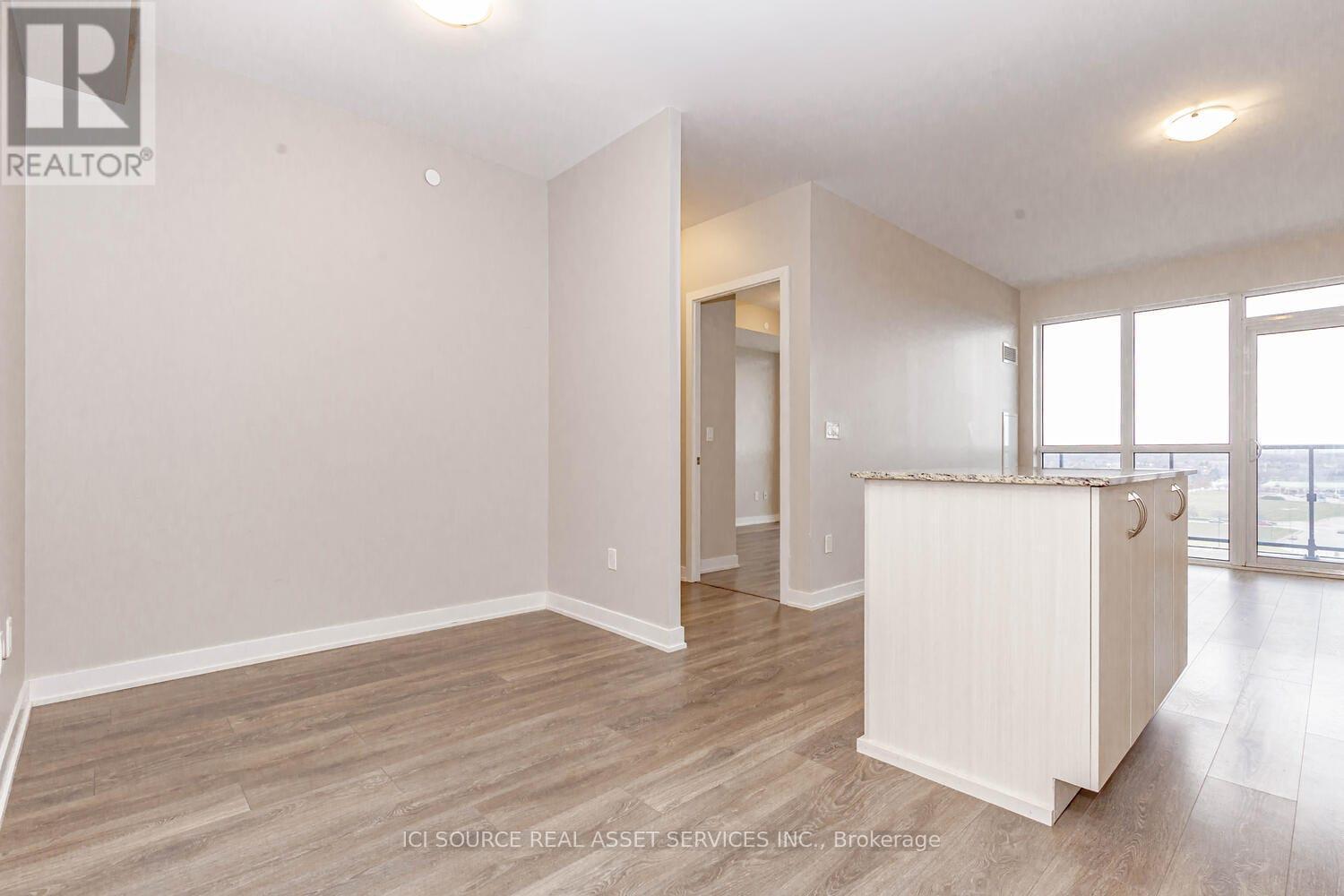1001 - 4655 Glen Erin Drive, Mississauga, ON - Indoor Photo Showing Kitchen