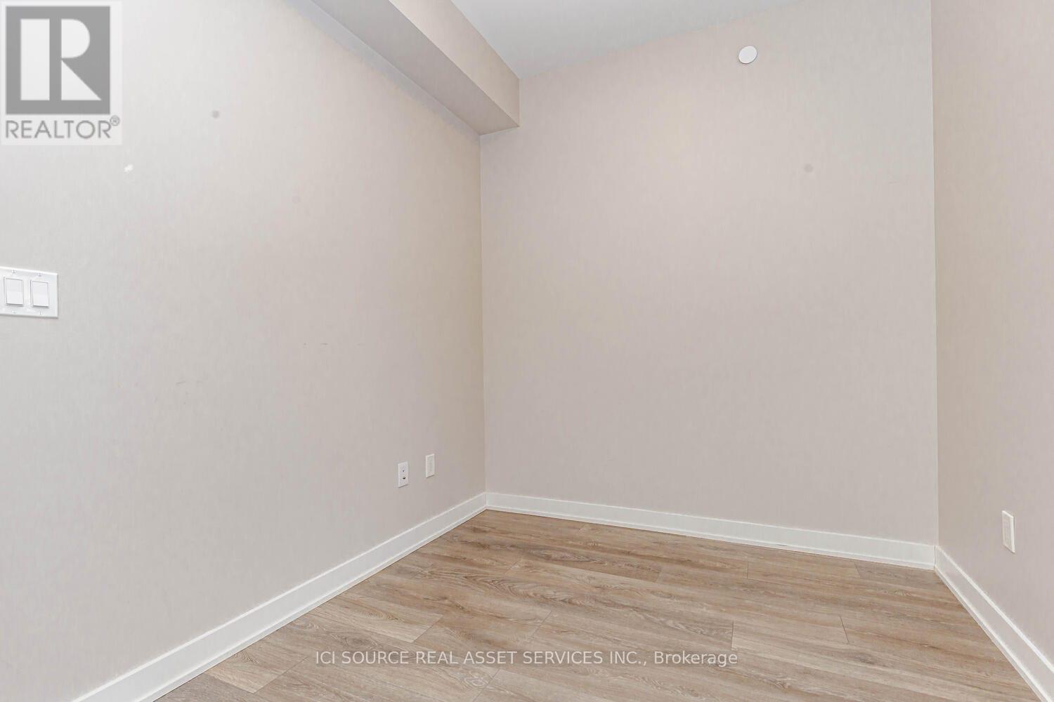 1001 - 4655 Glen Erin Drive, Mississauga, ON - Indoor Photo Showing Other Room