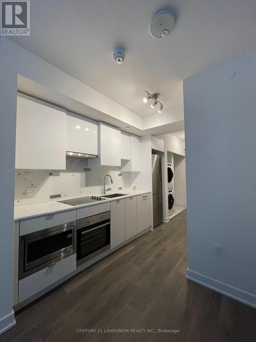2201 - 195 Redpath Avenue, Toronto, ON - Indoor Photo Showing Kitchen
