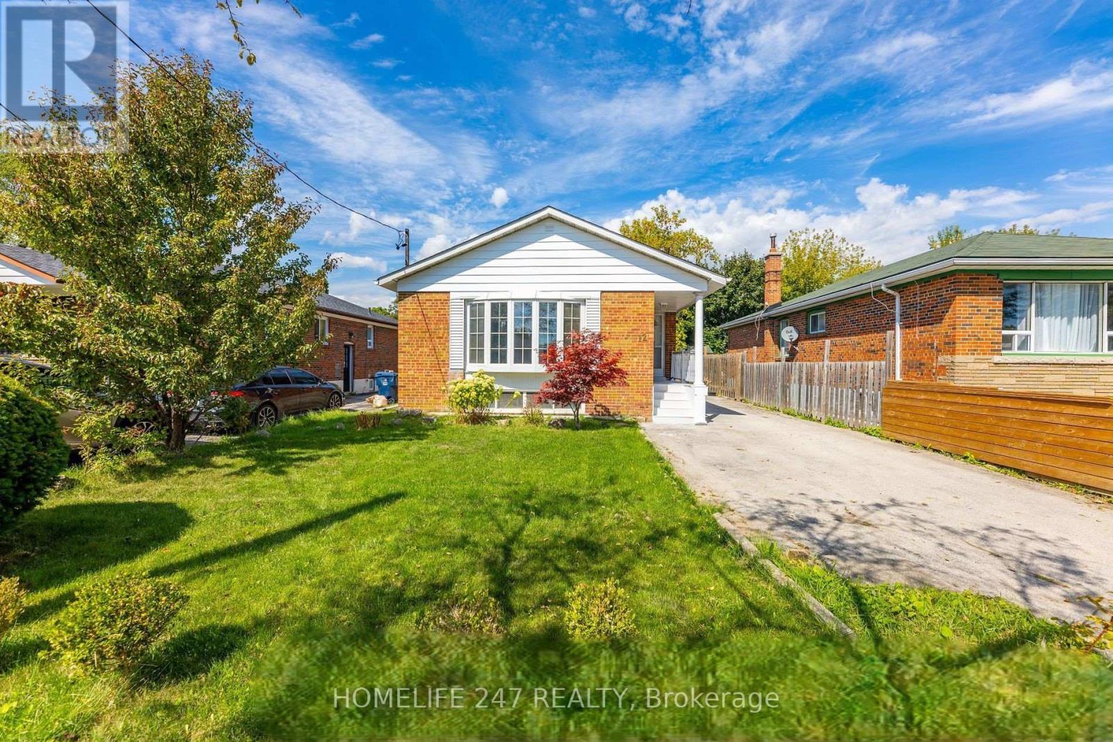 12 Kells Avenue, Toronto, ON - Outdoor