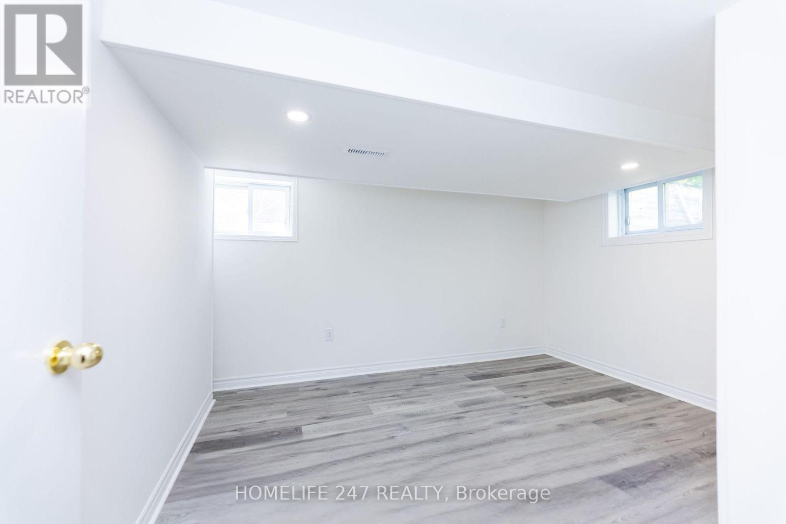 12 Kells Avenue, Toronto, ON - Indoor