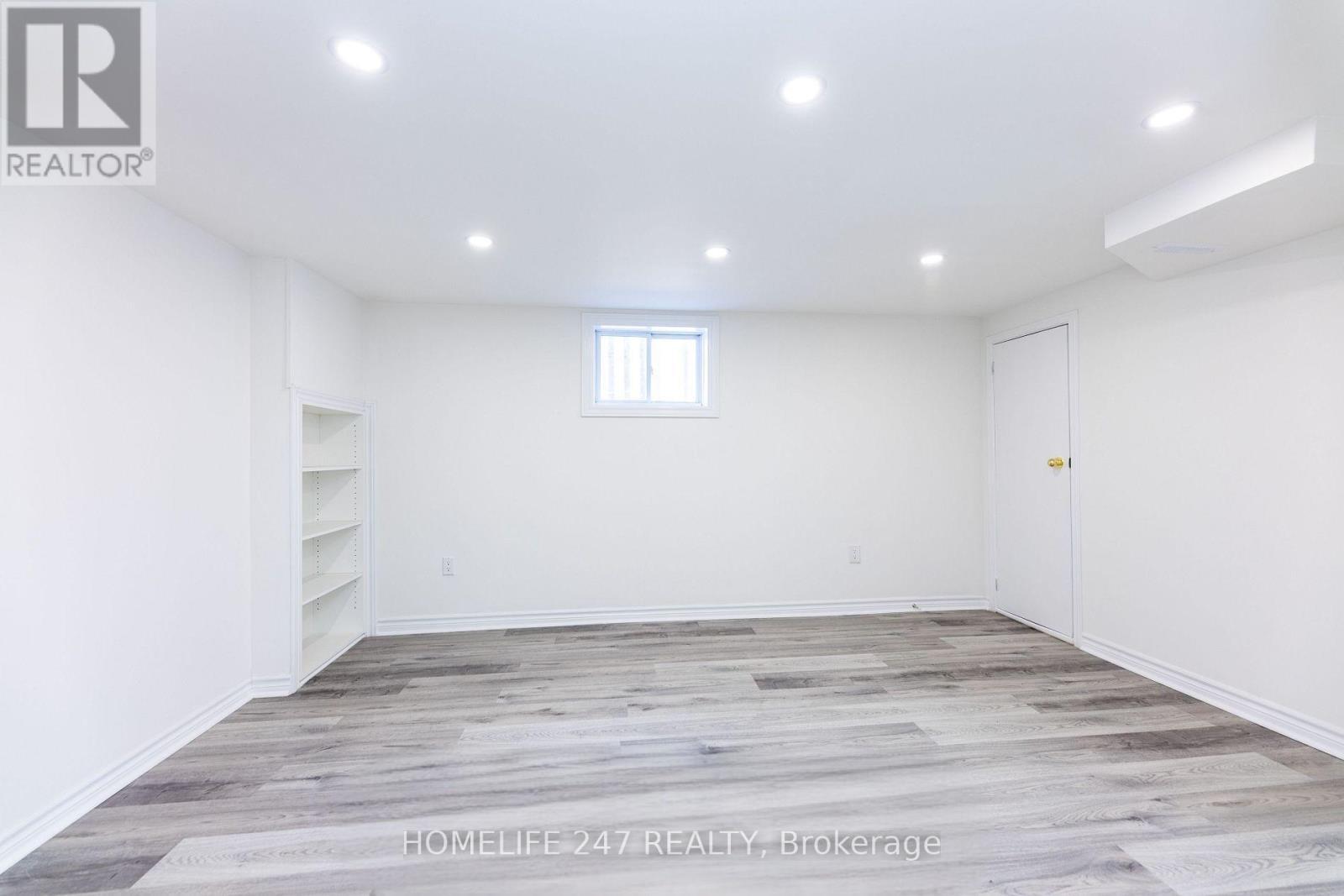 12 Kells Avenue, Toronto, ON - Indoor Photo Showing Other Room