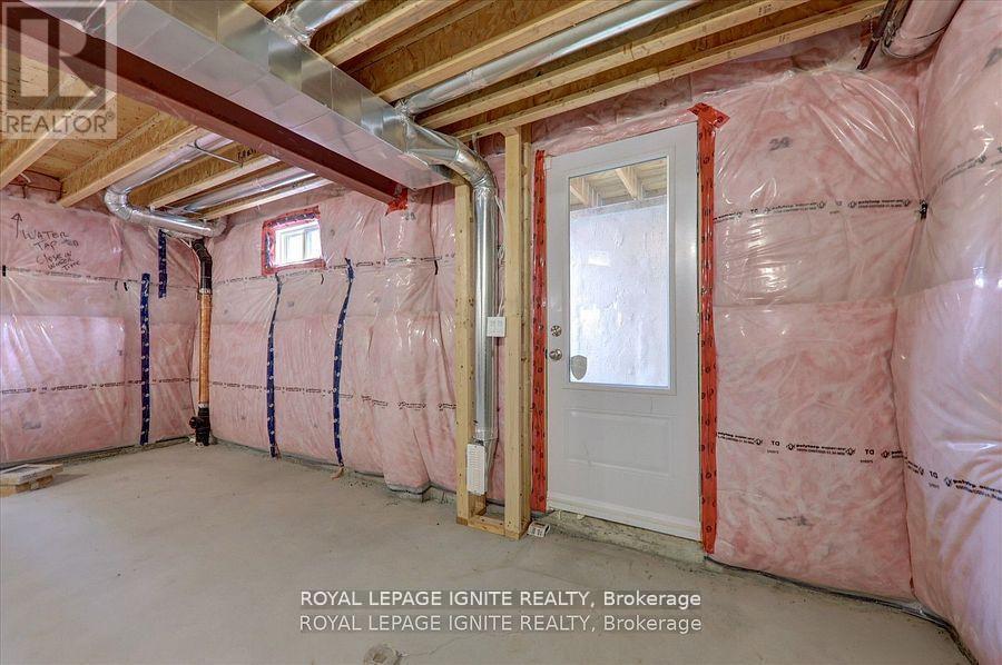 35 Peter Hogg Court, Whitby, ON - Indoor Photo Showing Basement
