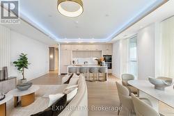 418 - 399 ROYAL ORCHARD BOULEVARD Markham, ON L3T 0H3