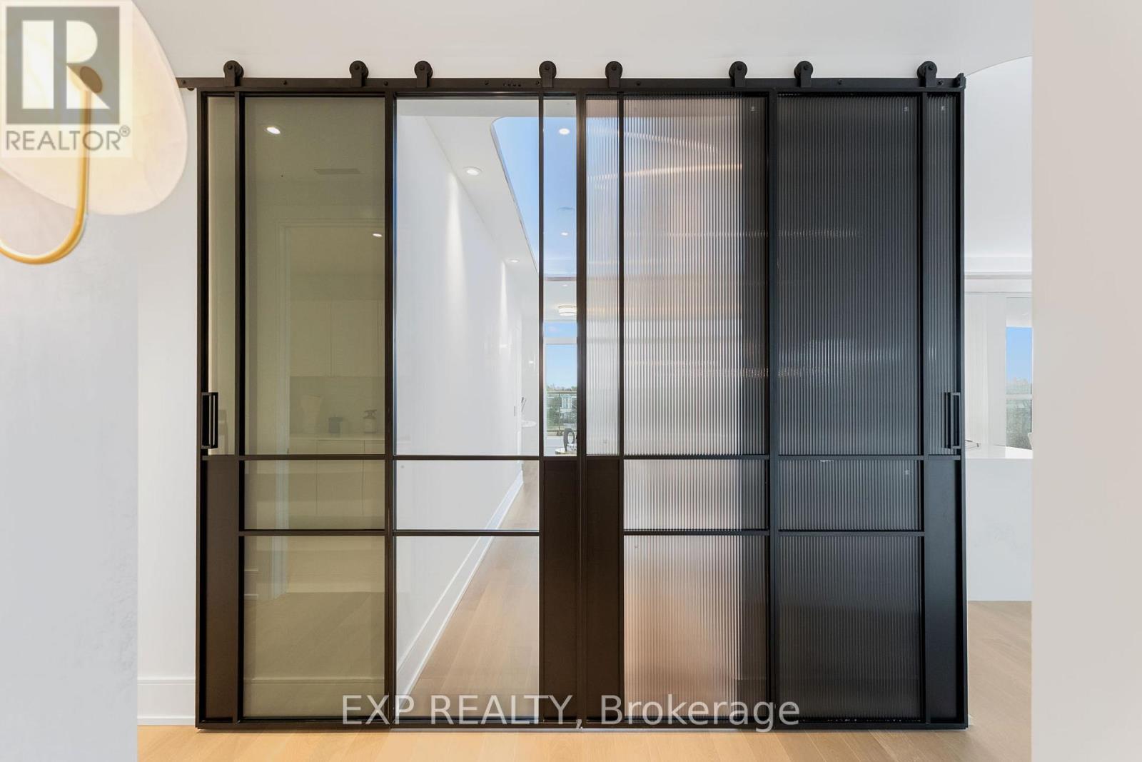 418 - 399 Royal Orchard Boulevard, Markham, ON - Indoor