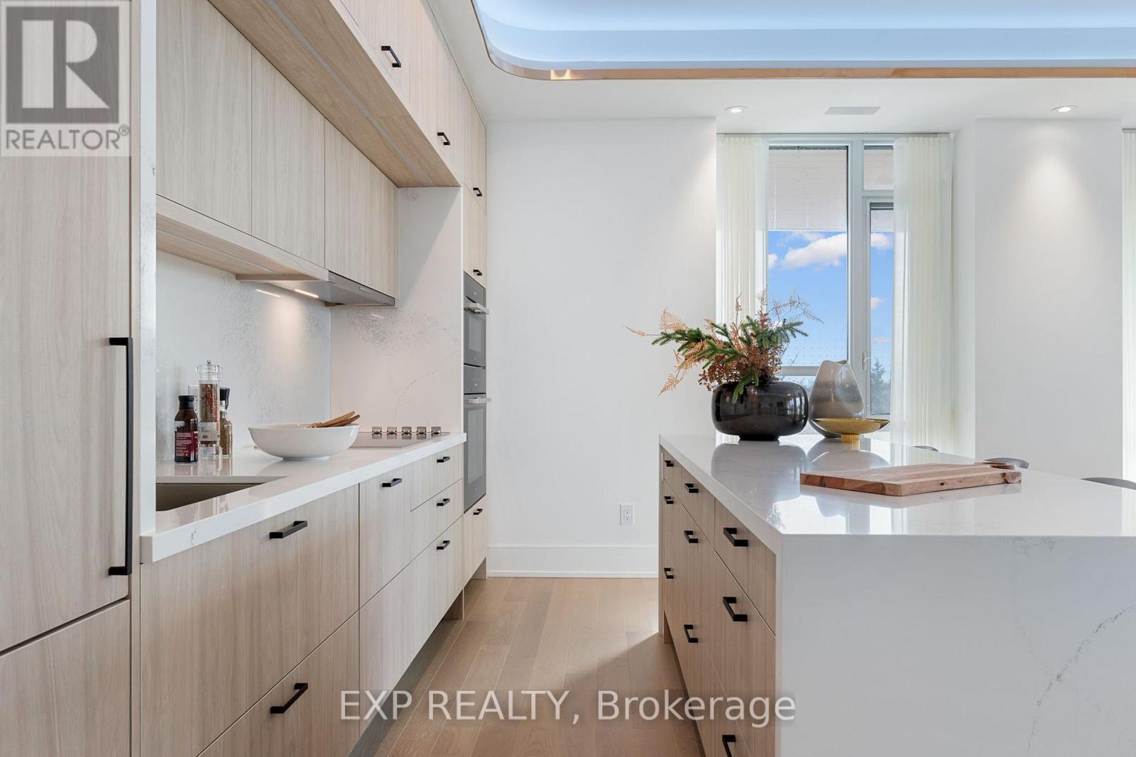 418 - 399 Royal Orchard Boulevard, Markham, ON - Indoor Photo Showing Kitchen