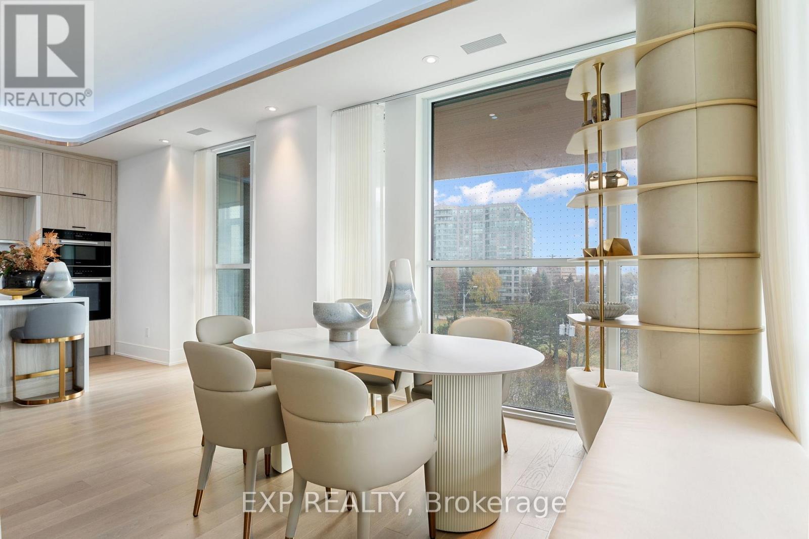 418 - 399 Royal Orchard Boulevard, Markham, ON - Indoor