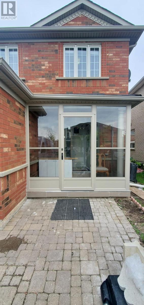 9 Trumpet Valley Boulevard, Brampton, ON - Outdoor