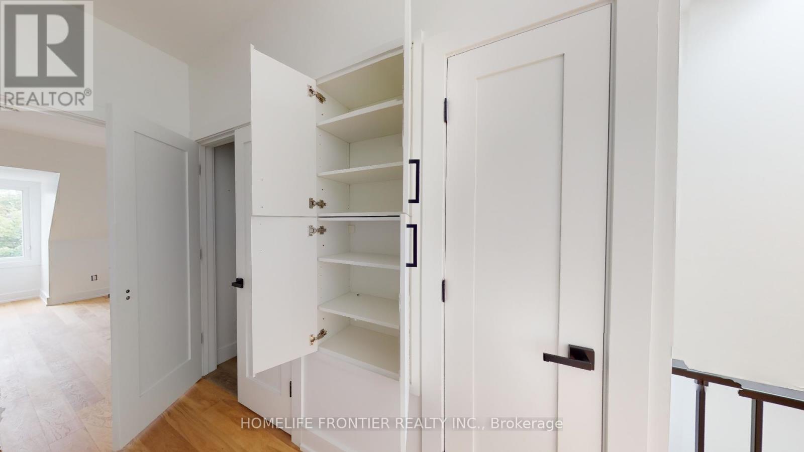 5 - 197 Hallam Street, Toronto, ON - Indoor Photo Showing Other Room