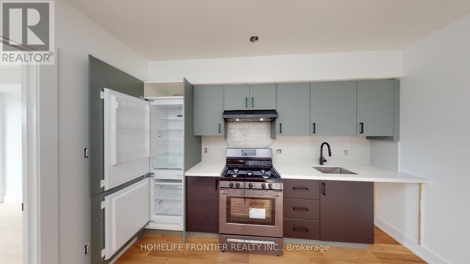 5 - 197 Hallam Street, Toronto, ON - Indoor Photo Showing Kitchen