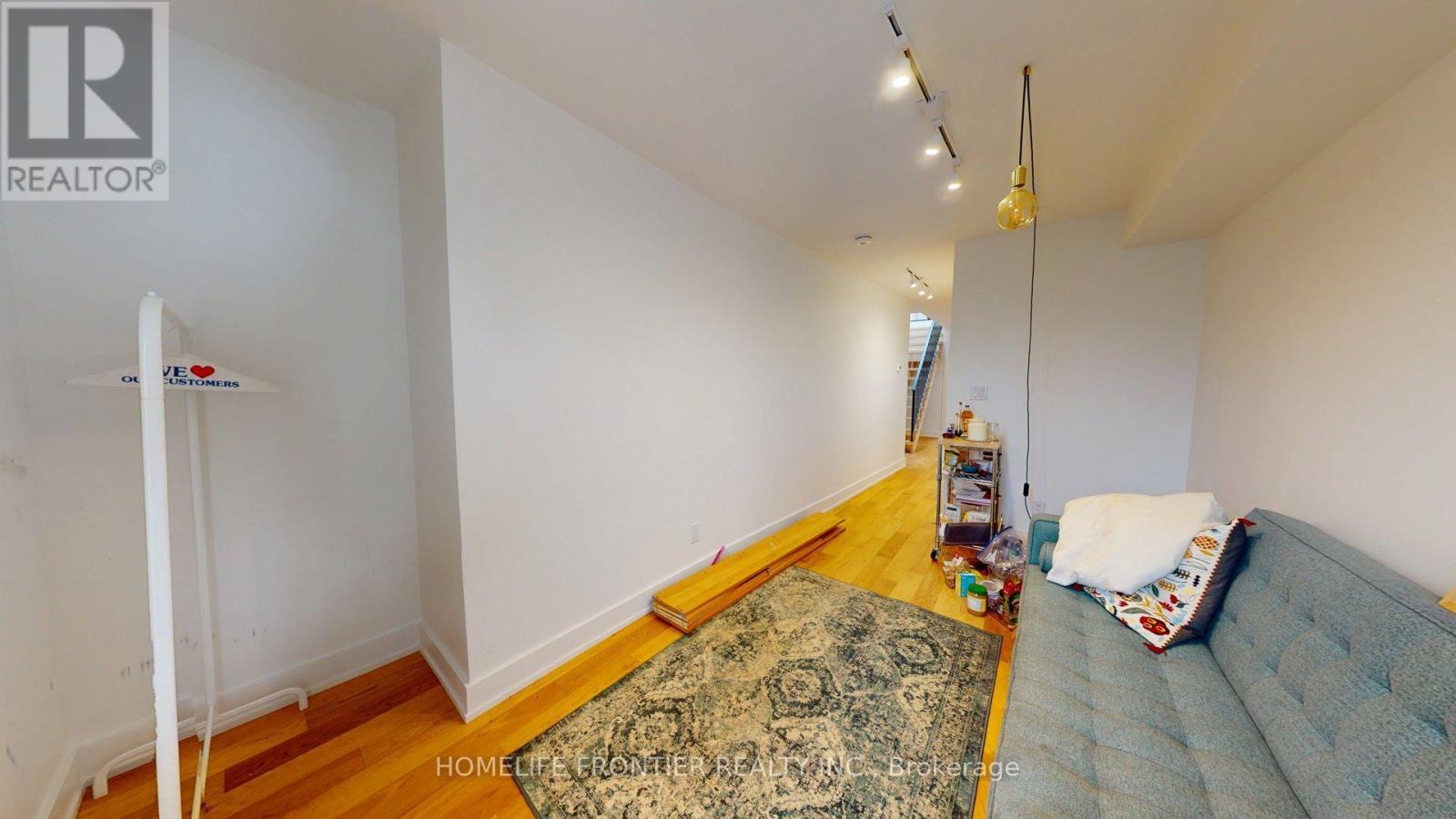 5 - 197 Hallam Street, Toronto, ON - Indoor Photo Showing Other Room