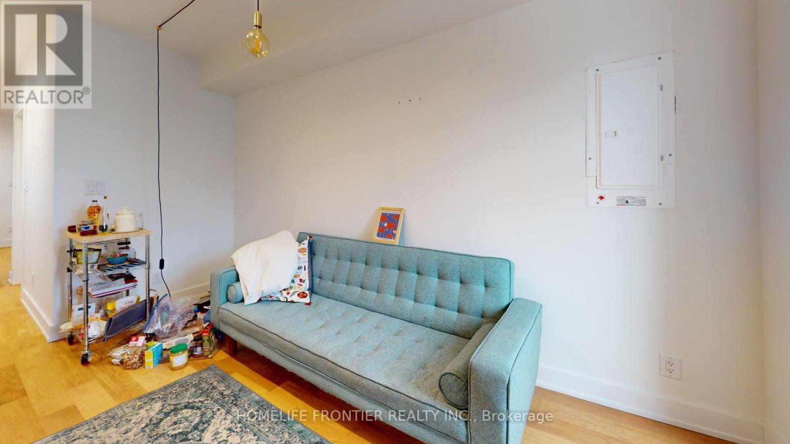 5 - 197 Hallam Street, Toronto, ON - Indoor