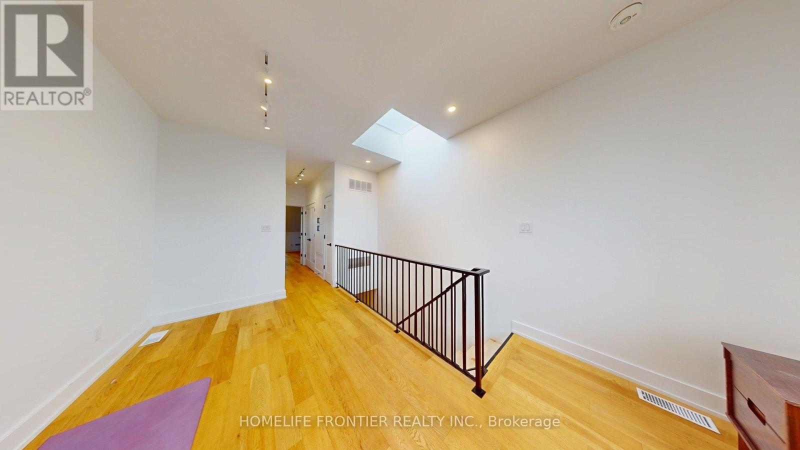 5 - 197 Hallam Street, Toronto, ON - Indoor Photo Showing Other Room