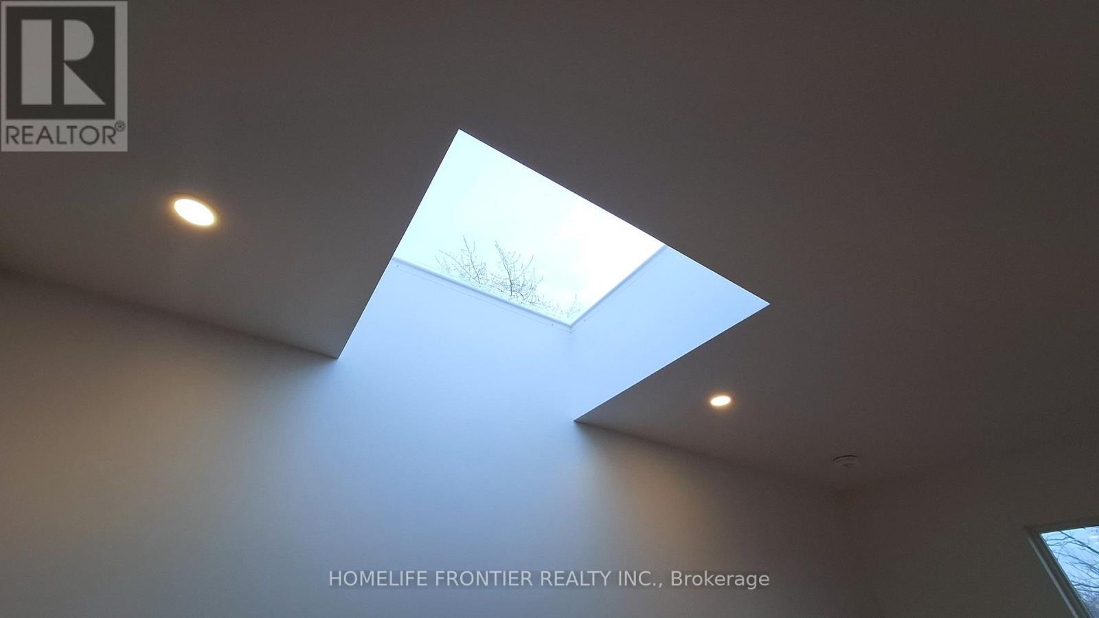 5 - 197 Hallam Street, Toronto, ON -