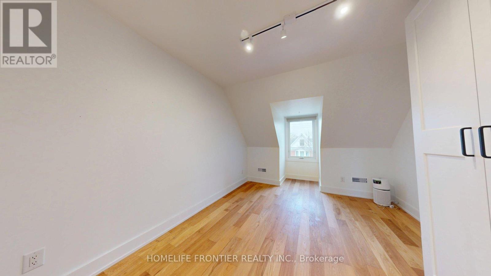 5 - 197 Hallam Street, Toronto, ON - Indoor Photo Showing Other Room